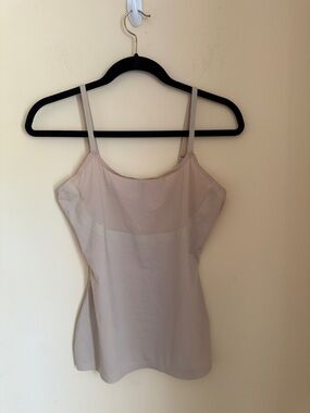 SPANX Cream Seamless Cami with Red Brand Tag